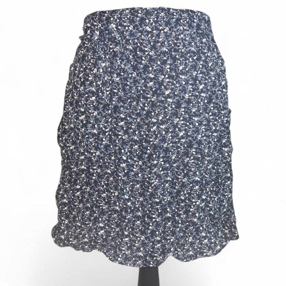 Unbranded Women's Navy and White Skirt